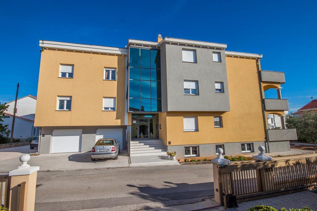 Guest House Ana Residence Zára Kültér fotó